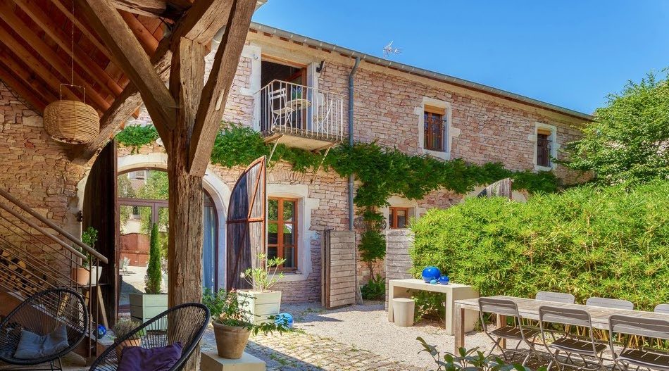 Une maison en pierre